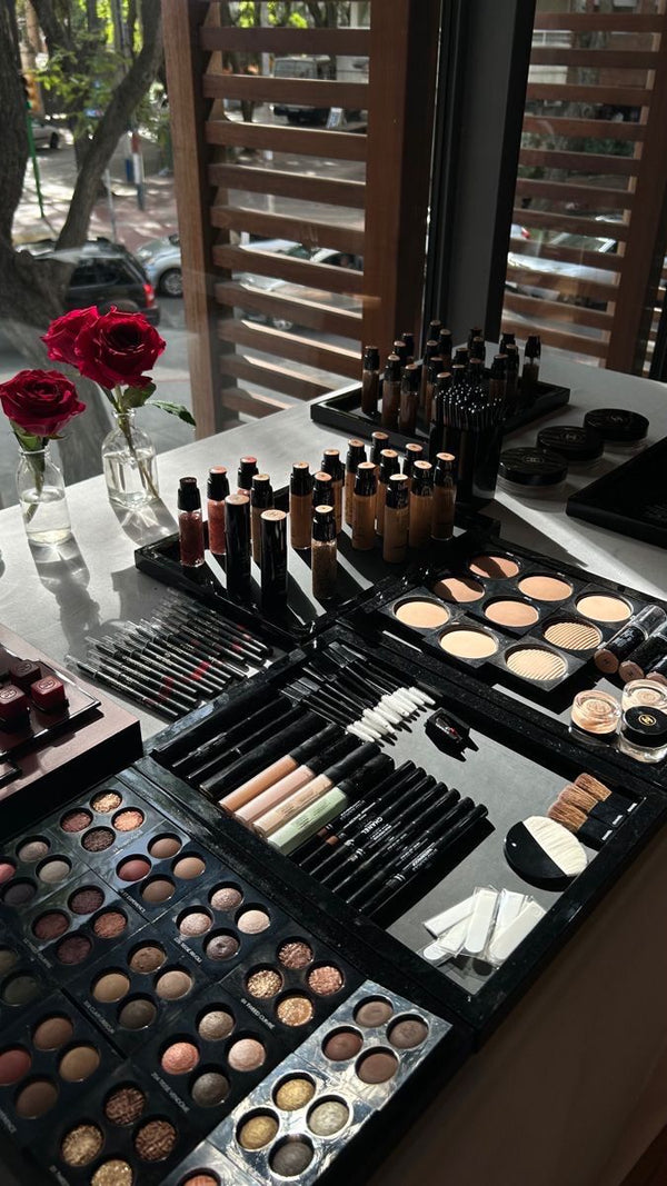 Advanced Makeup Lesson - Enchanté Salon or in home (travel fee may apply)